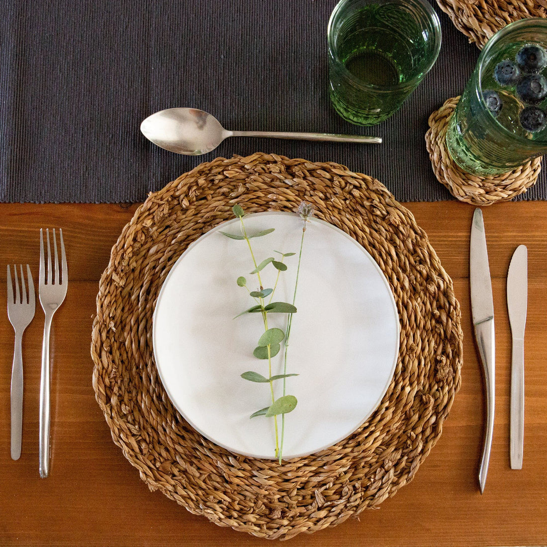 30cm Woven Seagrass Placemats - Pack of Six